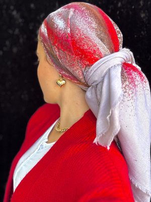 מטפחת מרובעת צמר שמנת