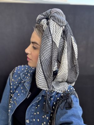 מטפחת ליה סיומת פרנזים שחור