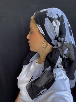 מטפחת ניבר צבעוני סיומת פרנז שחור