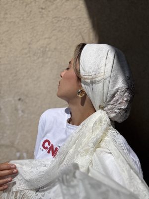 מטפחת תחרה שמנת