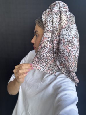 מטפחת פז פרחוני ורוד בייבי