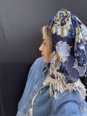 מטפחת טלאור נגיעות כסף כחול