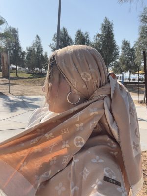 מטפחת L מוזהבת דו צדדית