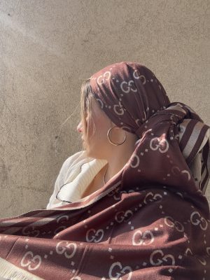 מטפחת G דו צדדית חום