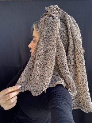 מטפחת פליסה סיומת תלתל מנומר קפה