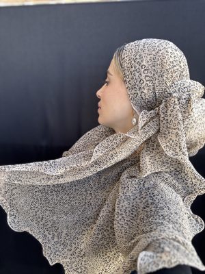 מטפחת פליסה סיומת תלתל מנומר שמנת