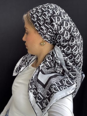 מטפחת D שחור לבן משי