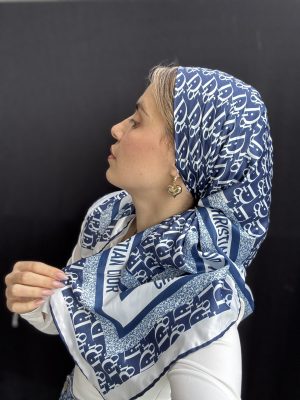 מטפחת D כחול משי