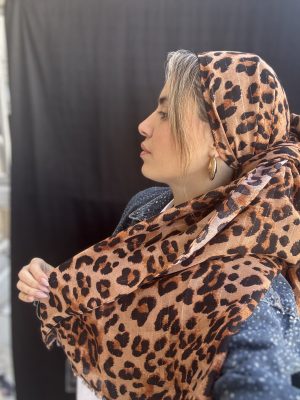 מטפחת מנומרת תיפור נצנץ חום