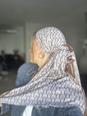 מטפחת D לונג שמנת