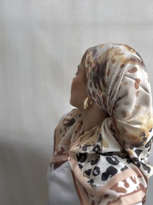 מטפחת מור משי שמנת